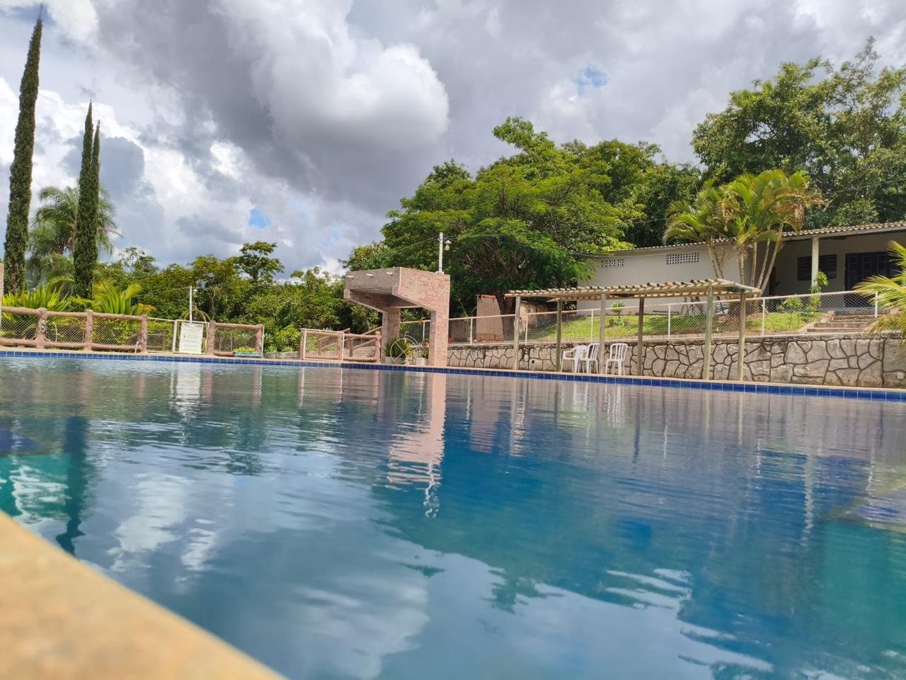 Piscina ampla do Espaço Terapêutico Equalize