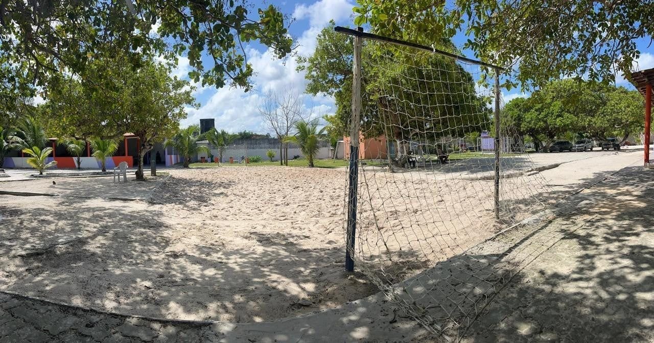 Quadra de areia da clínica